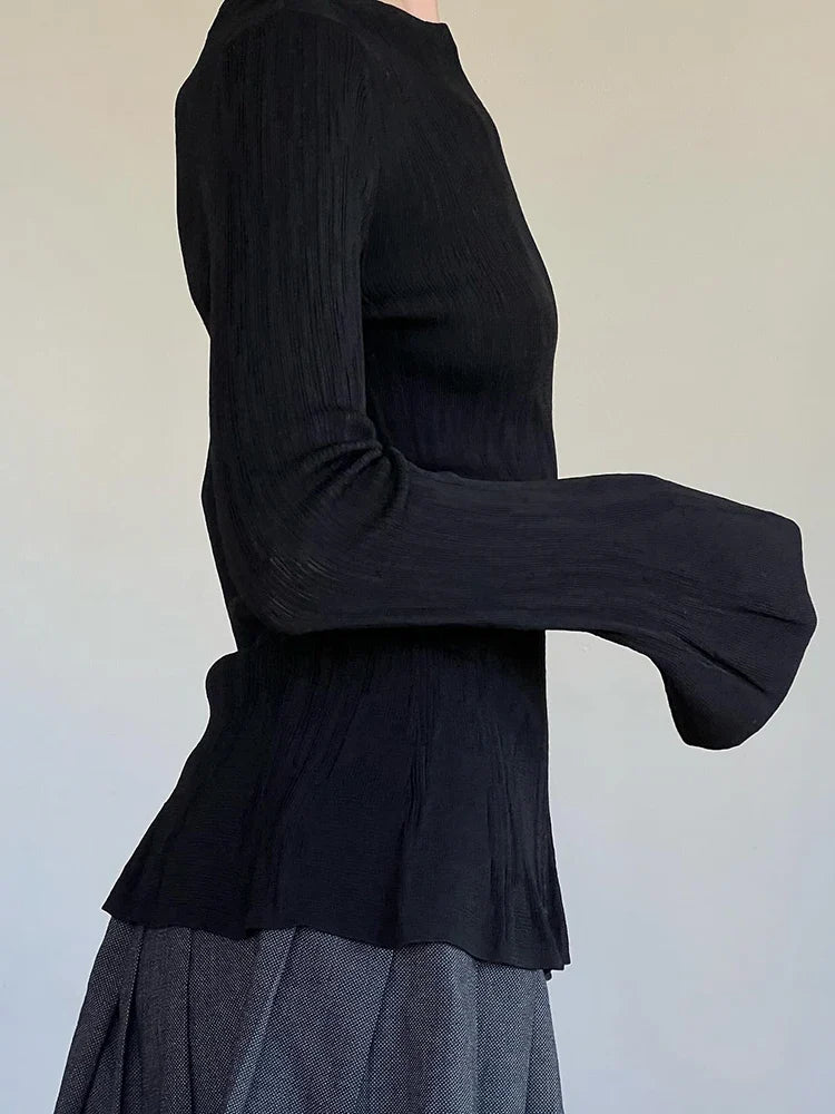 Seil Slim Pleated Top