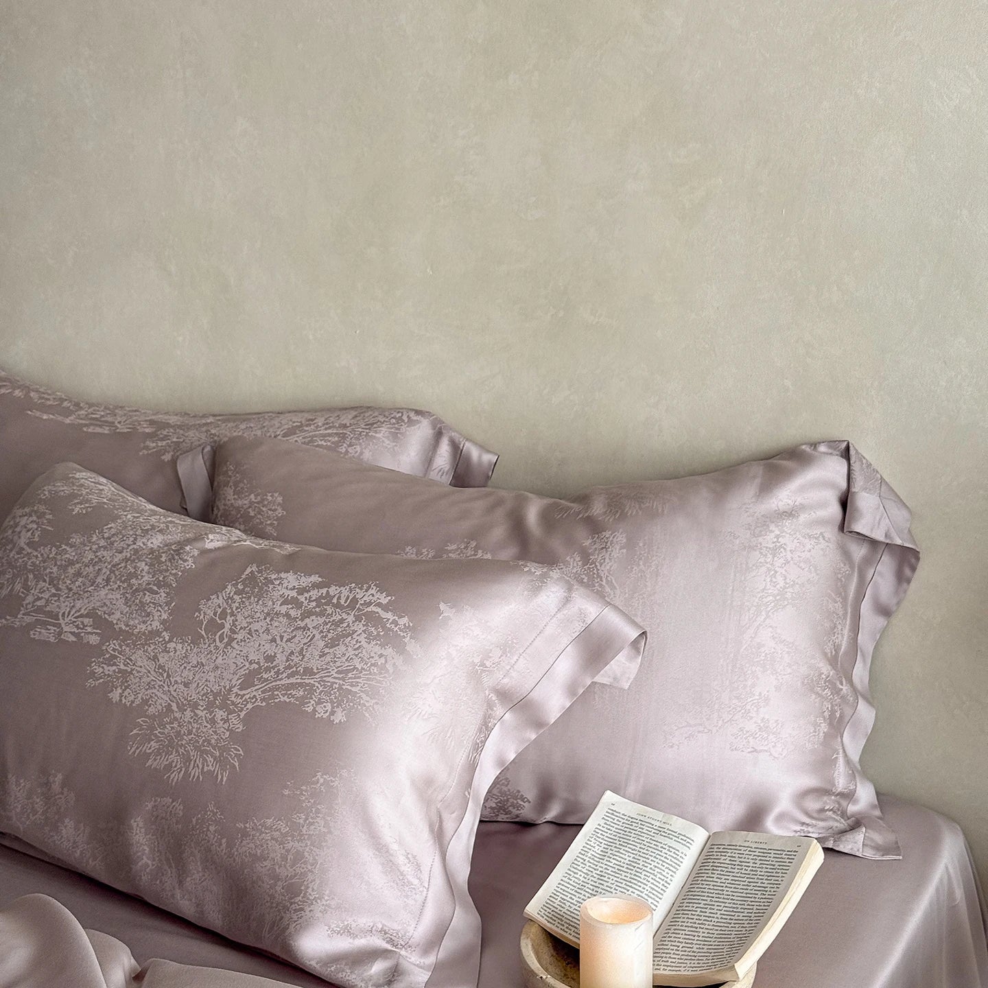 Soft Breathable Lyocell Jacquard Luxury Bedding Set
