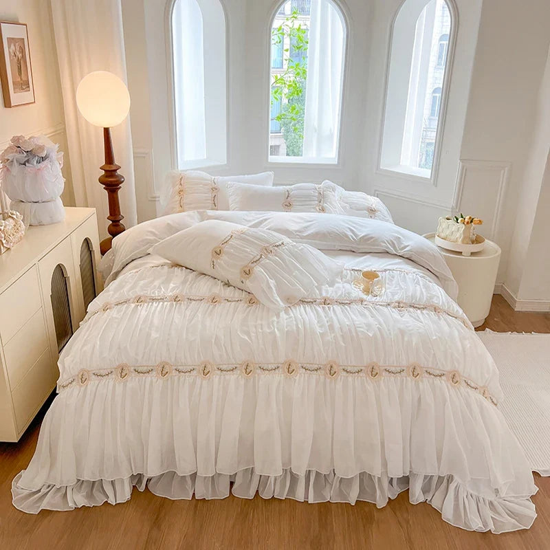 4/6Pcs Vintage French Pleated Pastoral Style Lace Ruffles Embroidery Bedding Set