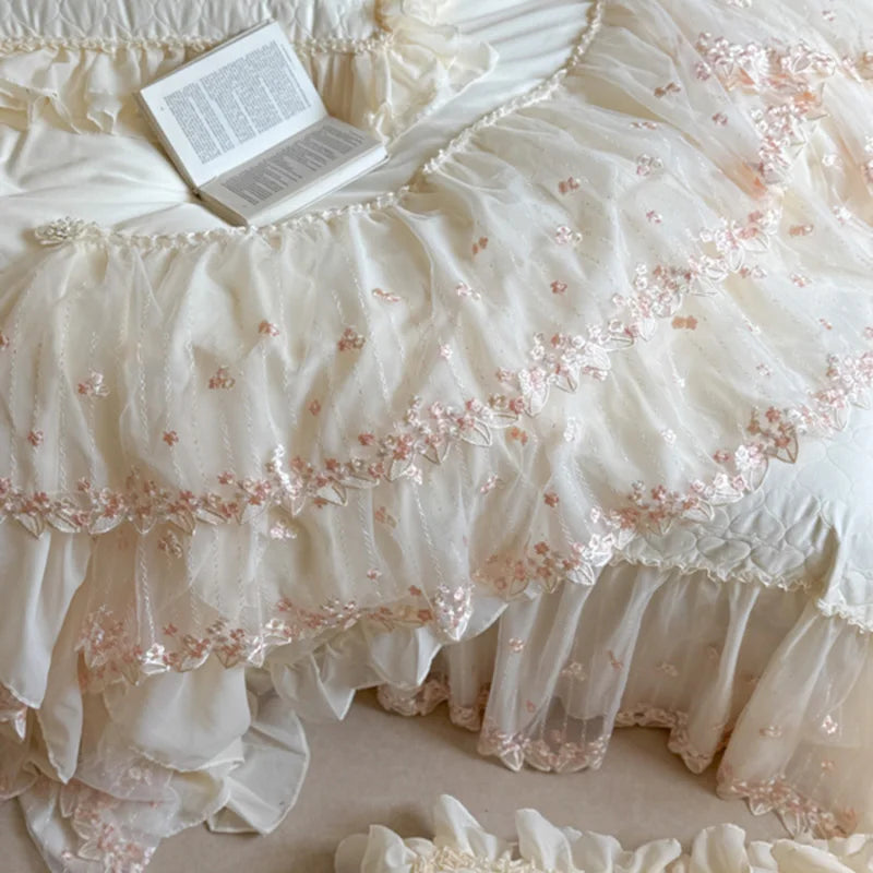 4Pcs Romantic Double Layer Lace Princess Wedding Bedding Set