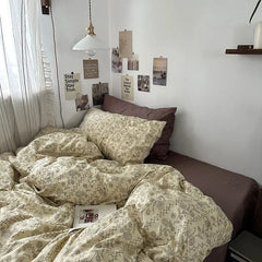Vintage Floral Bedding Set
