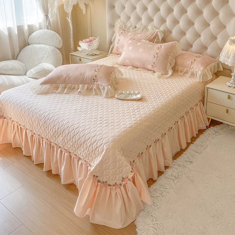 4Pcs Pure Cotton French Flowers Lace Ruffles Princess Wedding Bedding Set