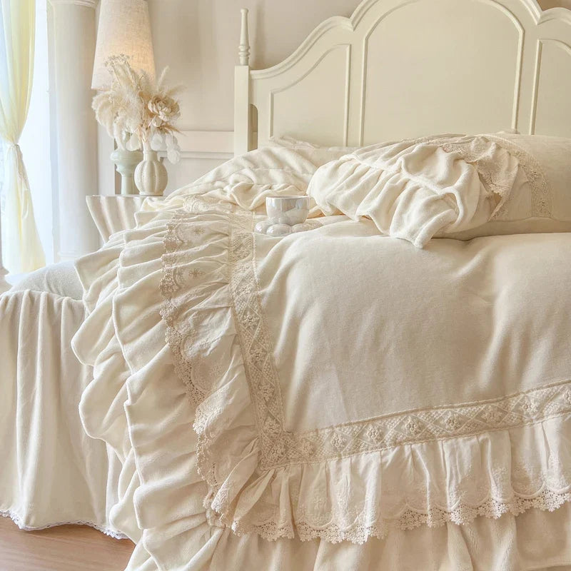 Romantic Three Layer Lace Ruffles Velvet Winter Warm Thickened Princess Bedding Set