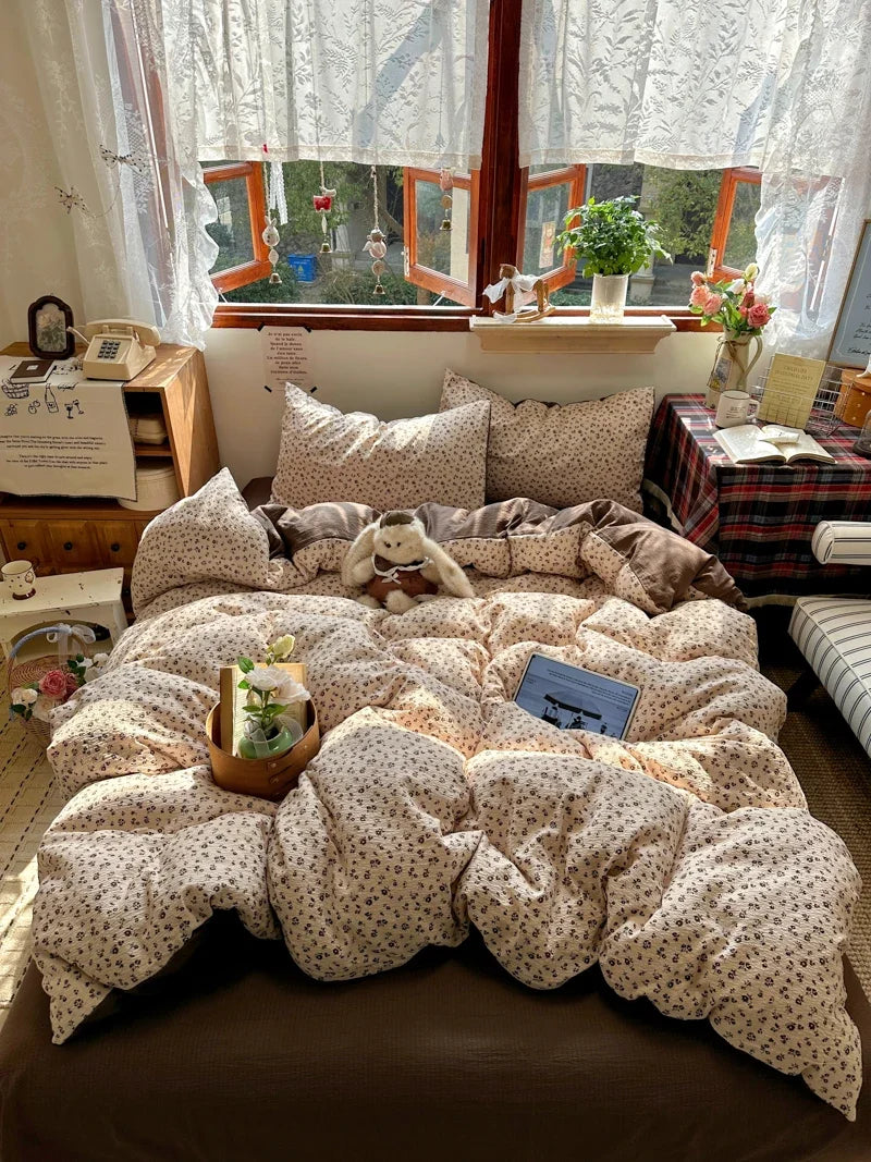 3/4Pcs Retro Small Floral Print Skin-friendly Soft Bedding Set