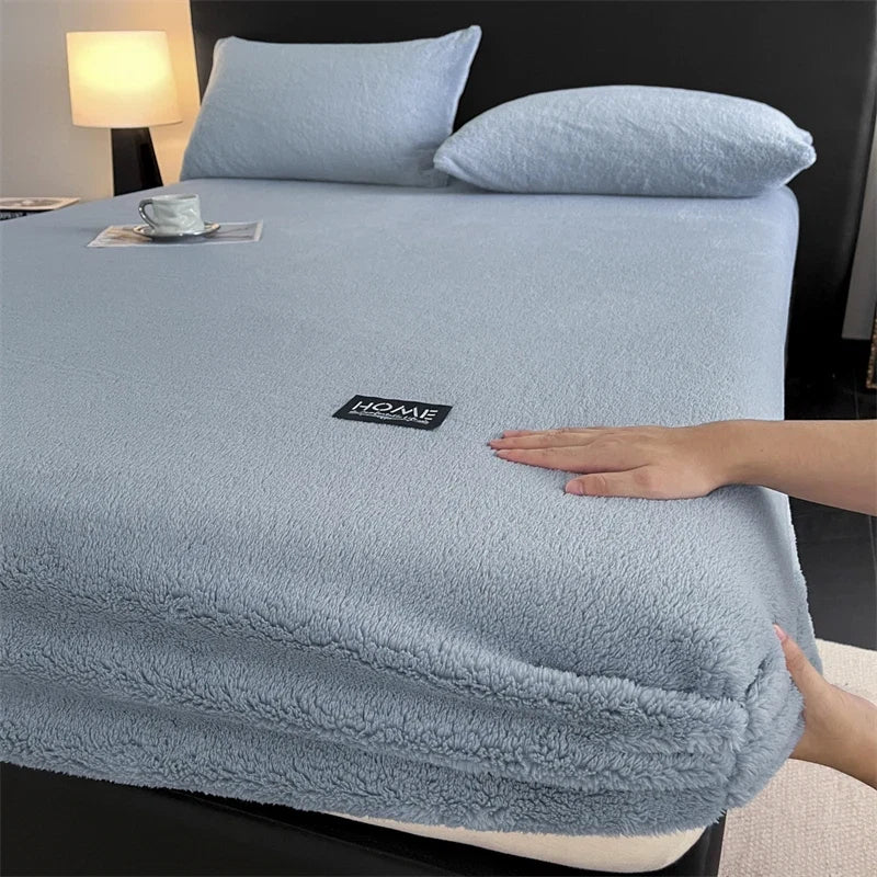 3Pcs Velvet Fleece Fitted Bed Sheet With Elastic Band Anti-slip Adjustable Mattress Cover Thick Warm Bed Cover With Pillowcases