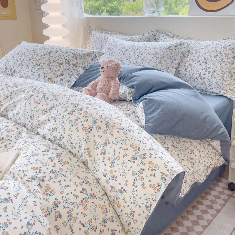 Fashion Floral Bedding Set