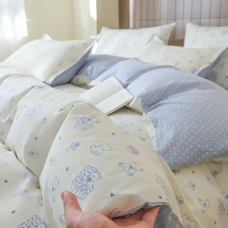 Cream Blue Bedding Set