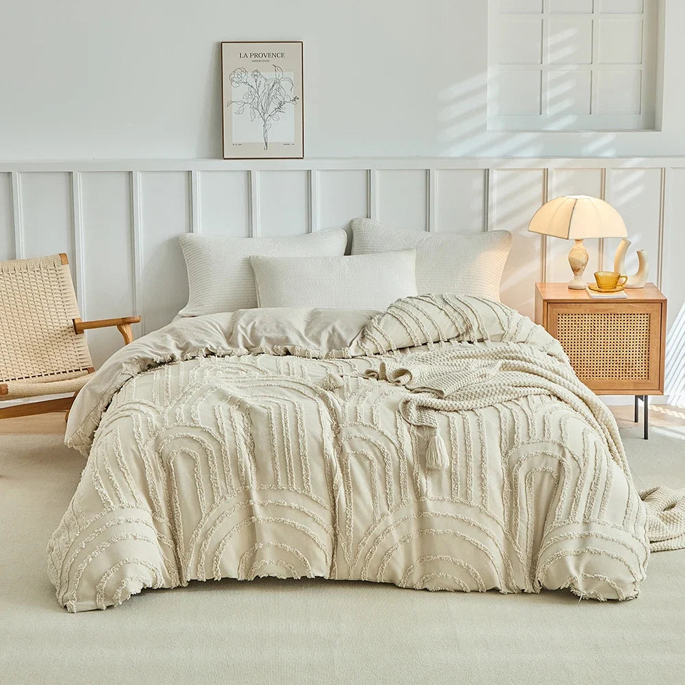 Embossed Floral Duvet Cover Set 2/3pcs Tufted Arched Striped Soft Bed Set All Season Skin-Friendly Quilt Cover and Pillowcases