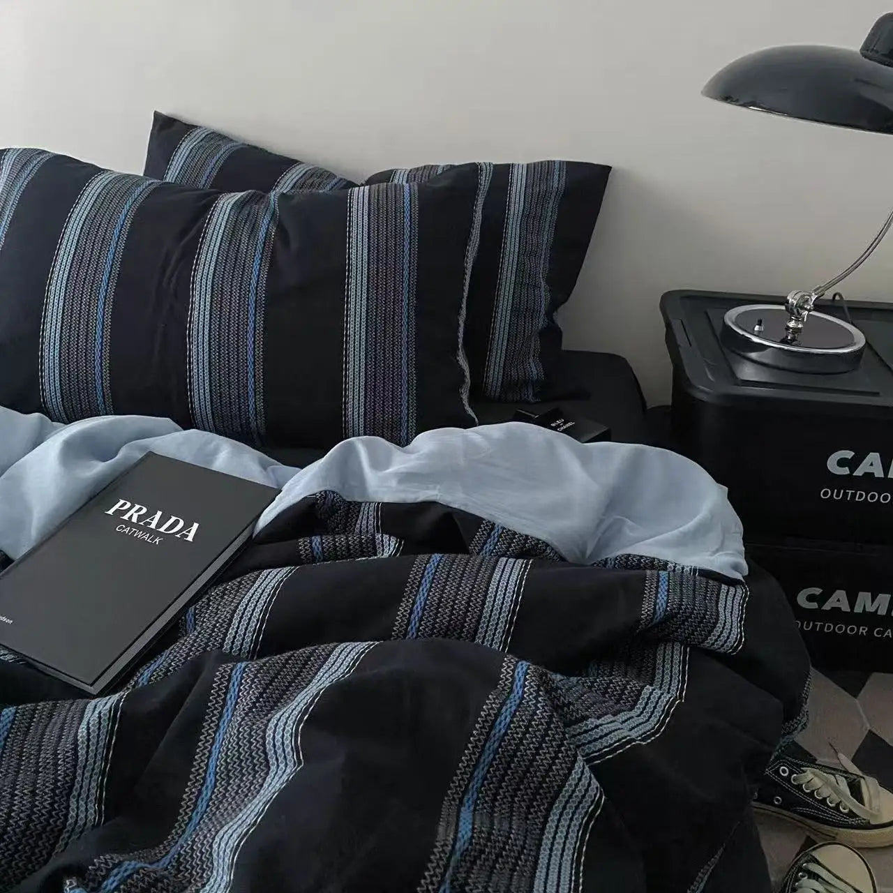 Black Red Bedding Set