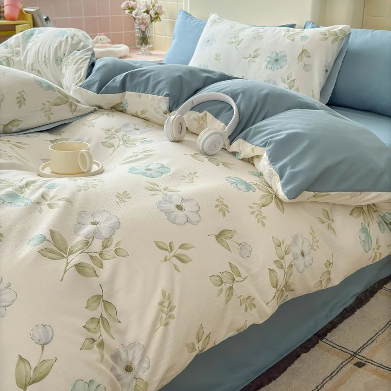 All Season Floral Printed Bedding Set