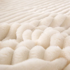 1Pc Faux Fur Velvet Fitted Sheet Soft Plush Bedcover Mattress Cover With All-around Elastic Rubber Band Bed Sheet Warm Bedsheets