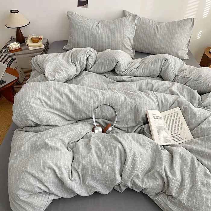Black Striped Bedding Set
