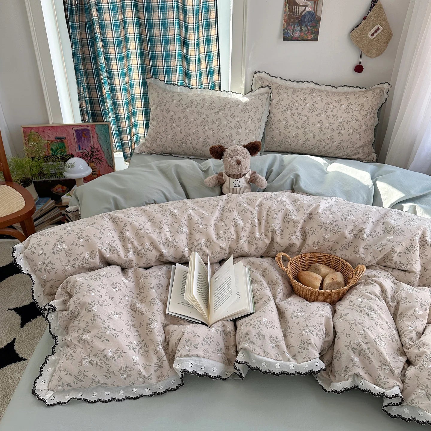 Korean Lace Bedding Set