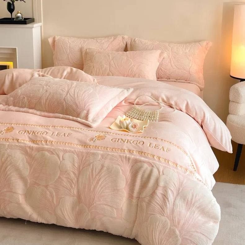 Winter Velvet Bedding Set