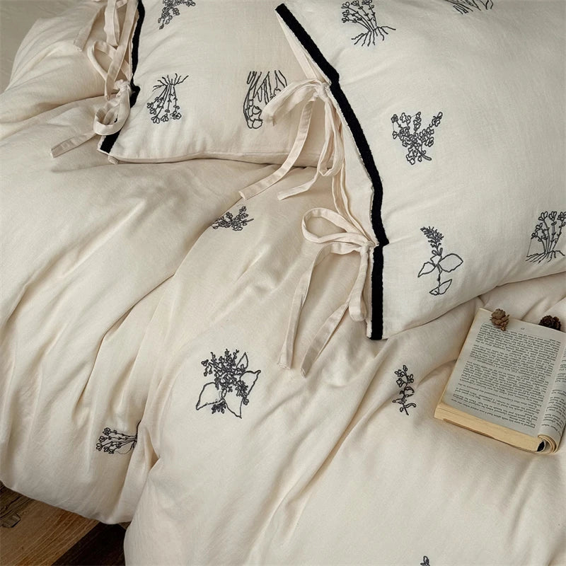 100% Cotton Wrinkled Yarn Flower Embroidery Bedding Set