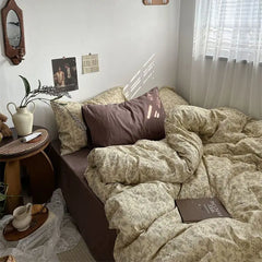 Vintage Floral Bedding Set
