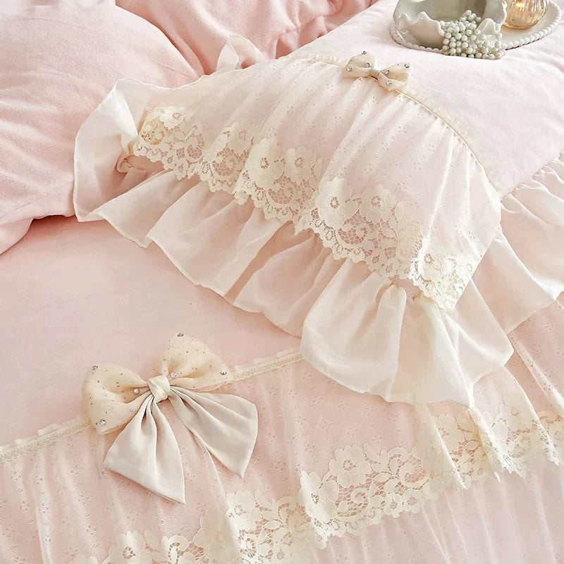 Three-layer Lace Ruffles Bow Princess Wedding Bedding Set