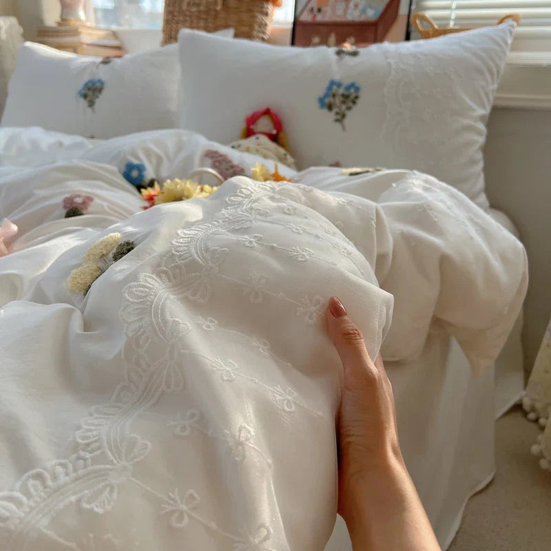 3/4Pcs Princess Style Cartoon Towel Embroidery Bedding Set