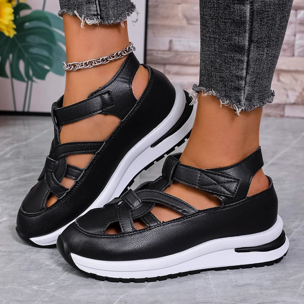 Casual Hollow Out Flat Sandals