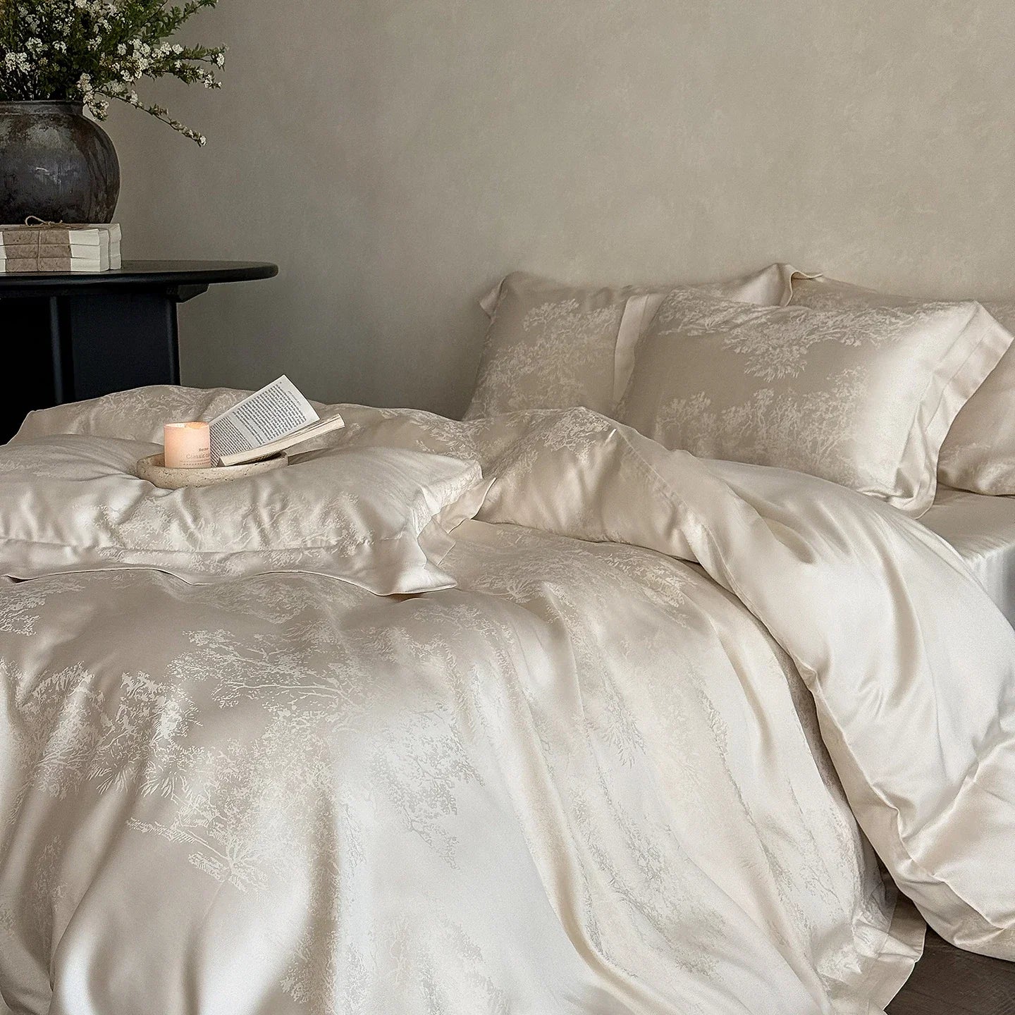 Soft Breathable Lyocell Jacquard Luxury Bedding Set