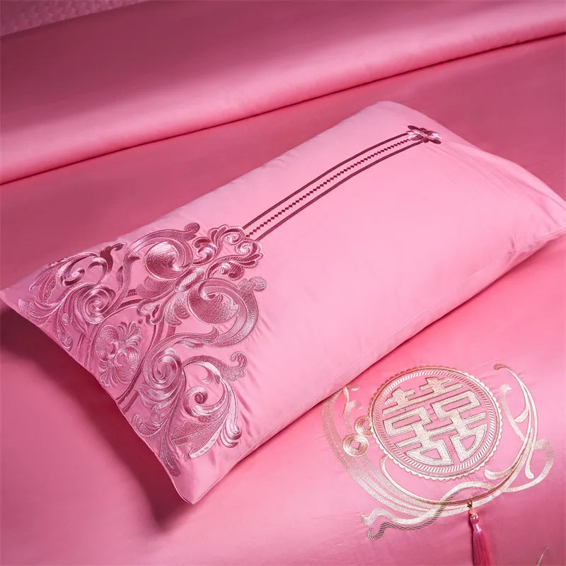 Luxury Chinese Style Wedding Flowers Embroidery Rose Pink Bedding Set