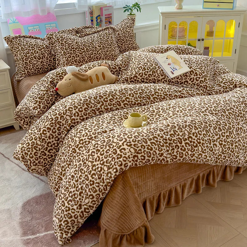 Winter Velvet Quilt Duvet Cover Suit Soft Plush Comforter Cover Queen King Bedding Set