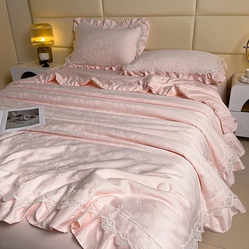 Lotus Hem Tencel Summer Quilt Chic Jacquard Cream Design Silky Smooth Summer Quilt Cool Sheets for Hot Sleepers Pillowcases 4Pcs