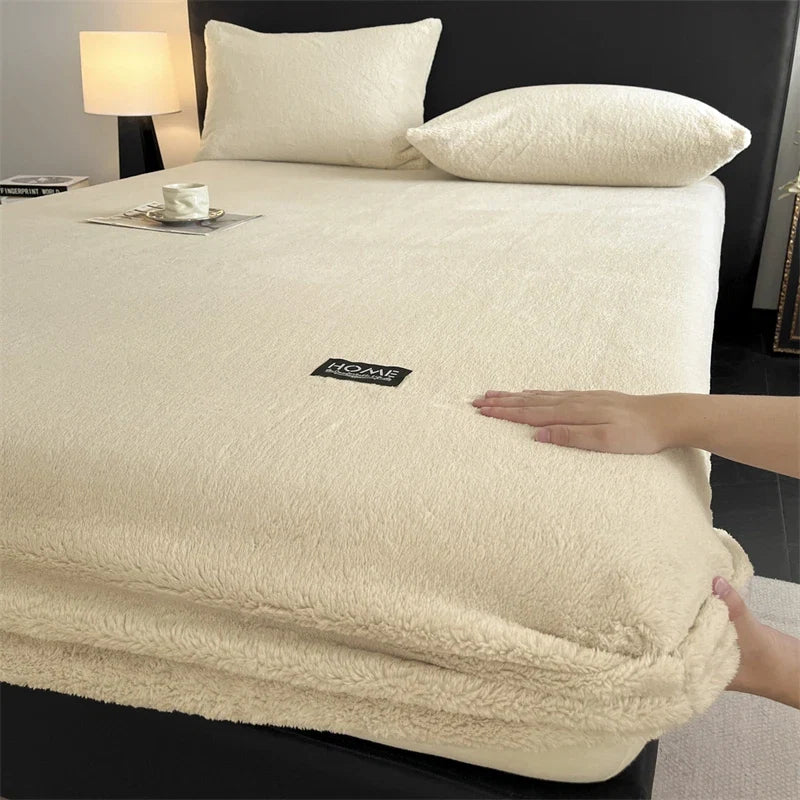 3Pcs Velvet Fleece Fitted Bed Sheet With Elastic Band Anti-slip Adjustable Mattress Cover Thick Warm Bed Cover With Pillowcases