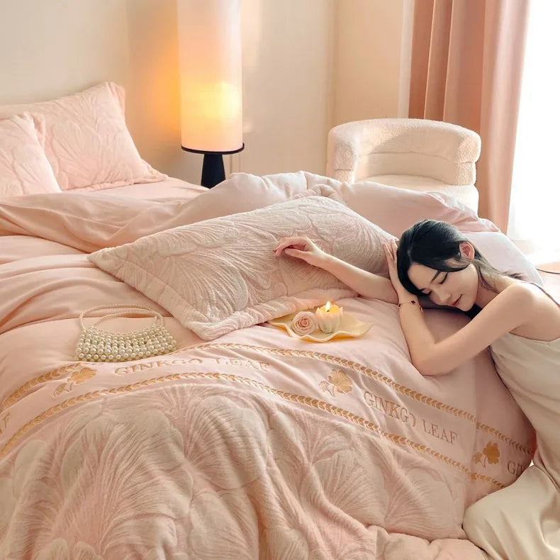 Winter Velvet Bedding Set