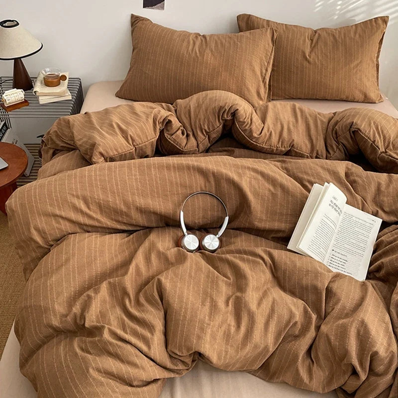 Black Striped Bedding Set
