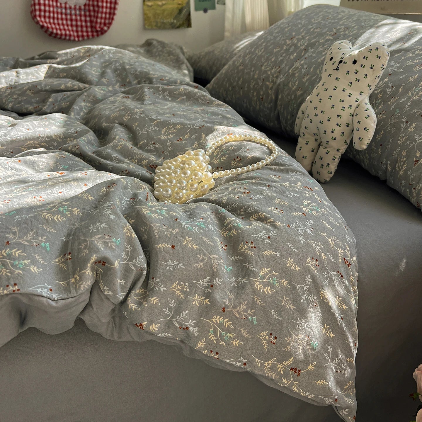 Gray Bedding Set