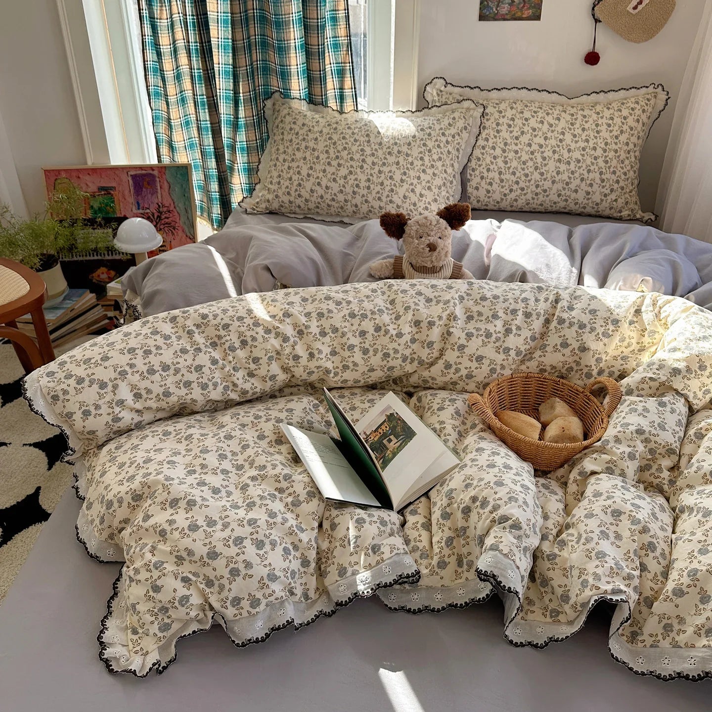 Korean Lace Bedding Set