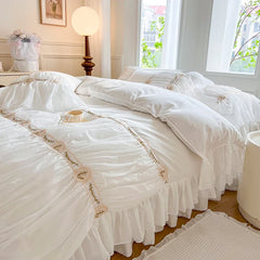 4/6Pcs Vintage French Pleated Pastoral Style Lace Ruffles Embroidery Bedding Set
