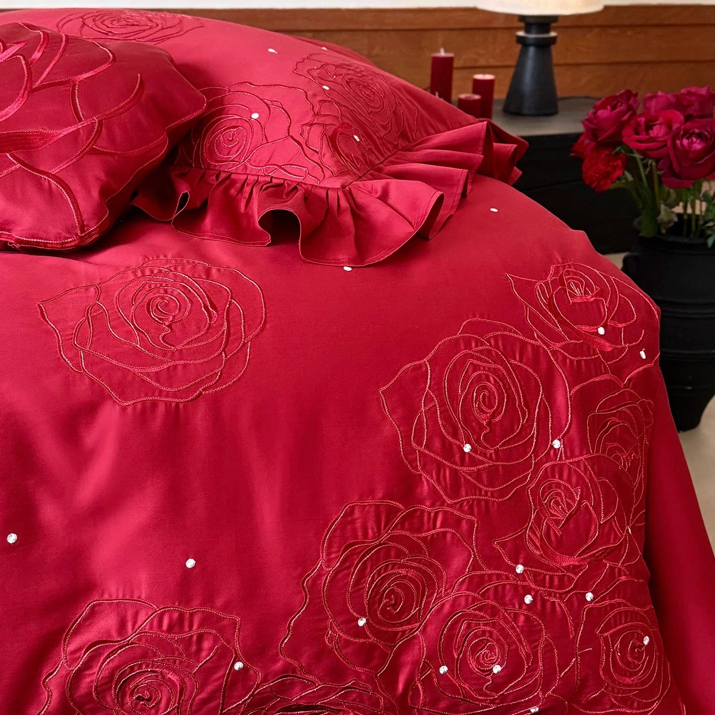 600TC Egyptian Cotton Rose Embroidery Red Wedding Style Bedding Set