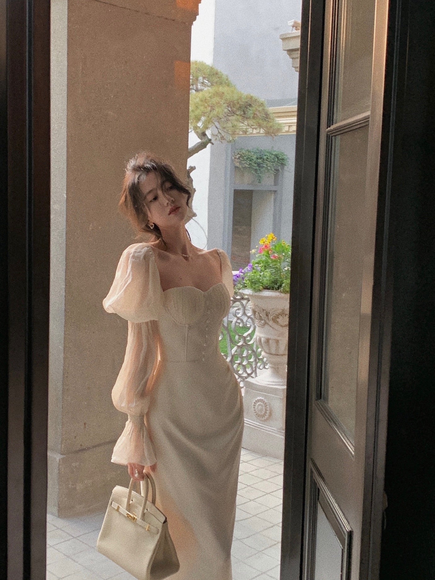 Pearl Elegance Puff Sleeves Midi Dress