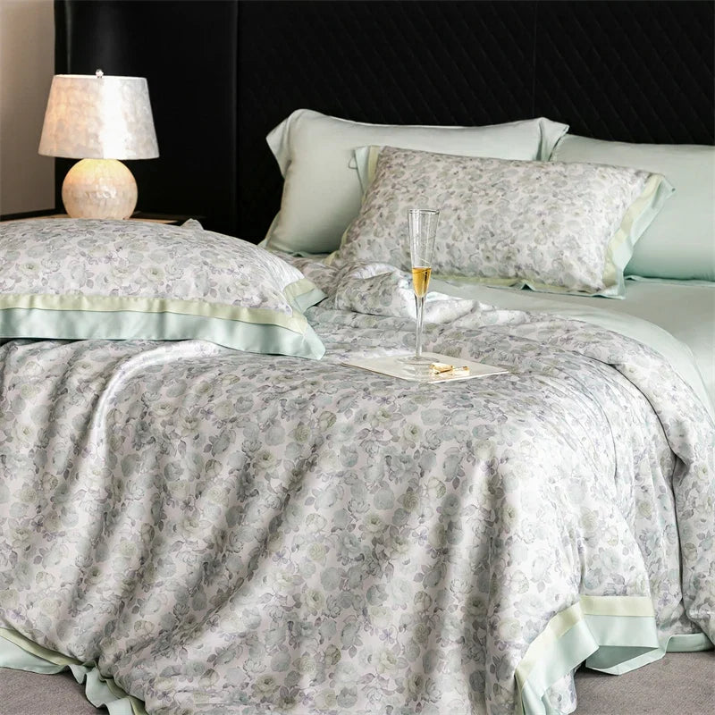 82% lyocell, 8% silk and 10% nylon soft silky flowers digital printing Bedding Set