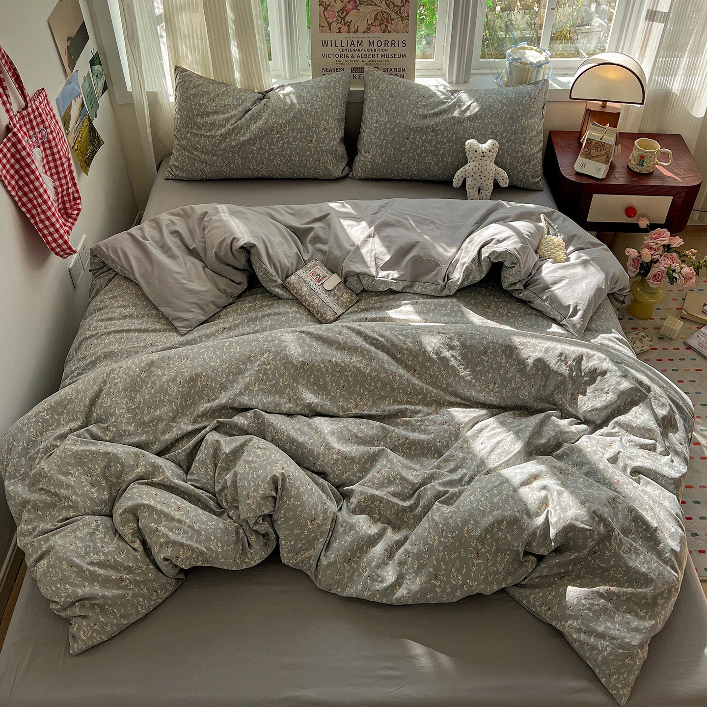 Gray Bedding Set