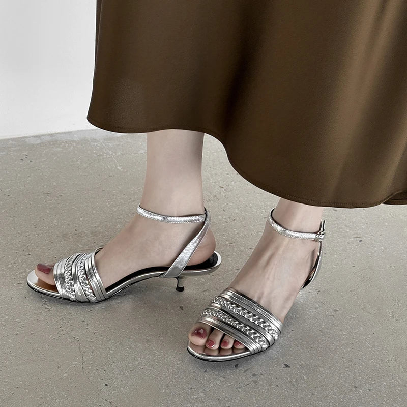Kitten Heel