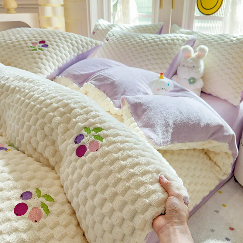 Winter Thicken Warm Duvet Cover Set Queen Bed Linens Set Milk Velvet Quilt Cover Bed Sheet Pillowcase 3/4pcs Luxury Bedding Set