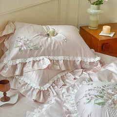 4/7Pcs Flowers Embroidery Lace Ruffles Wedding Bedding Set