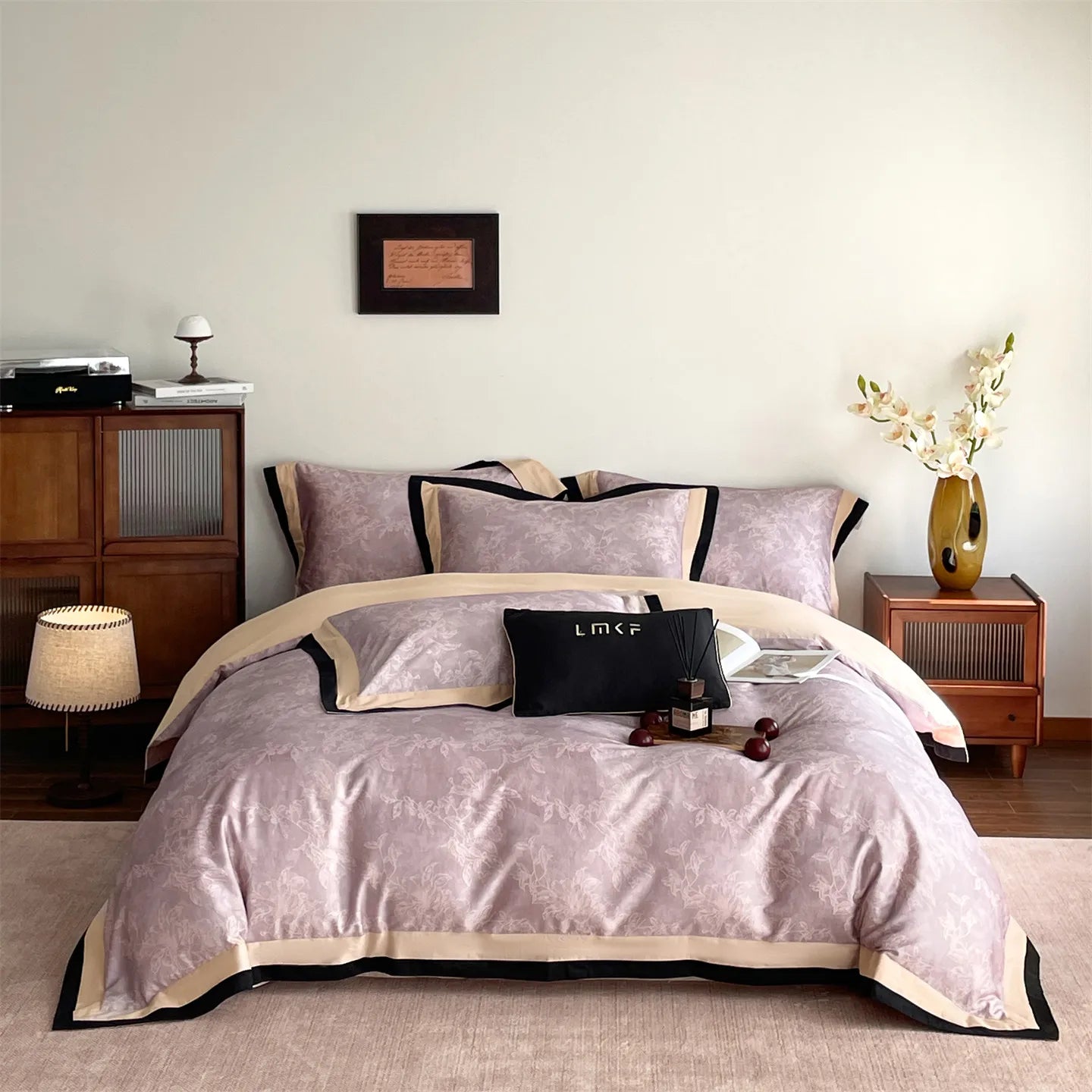 Digital Printing Black Wide Edge Luxury Bedding Set