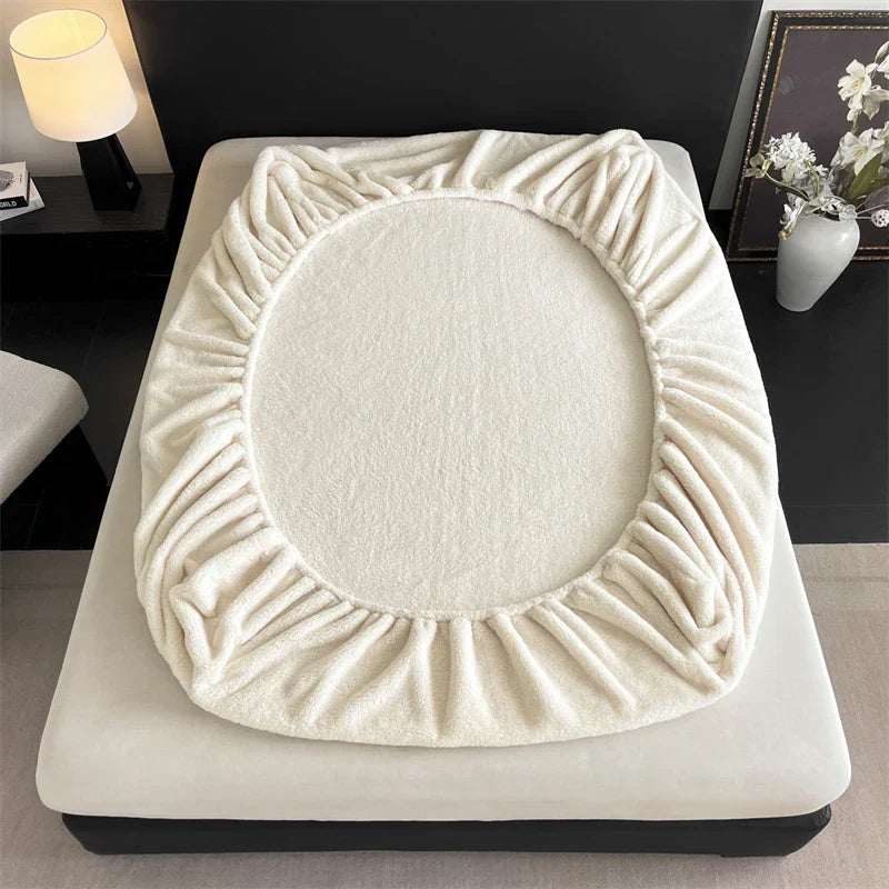 3Pcs Velvet Fleece Fitted Bed Sheet With Elastic Band Anti-slip Adjustable Mattress Cover Thick Warm Bed Cover With Pillowcases