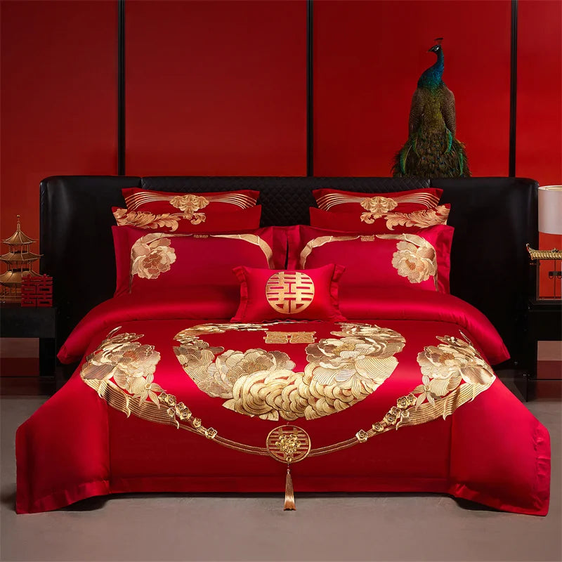 Luxury Chinese Style Wedding Dragon Phoenix Embroidery Red Bedding Set