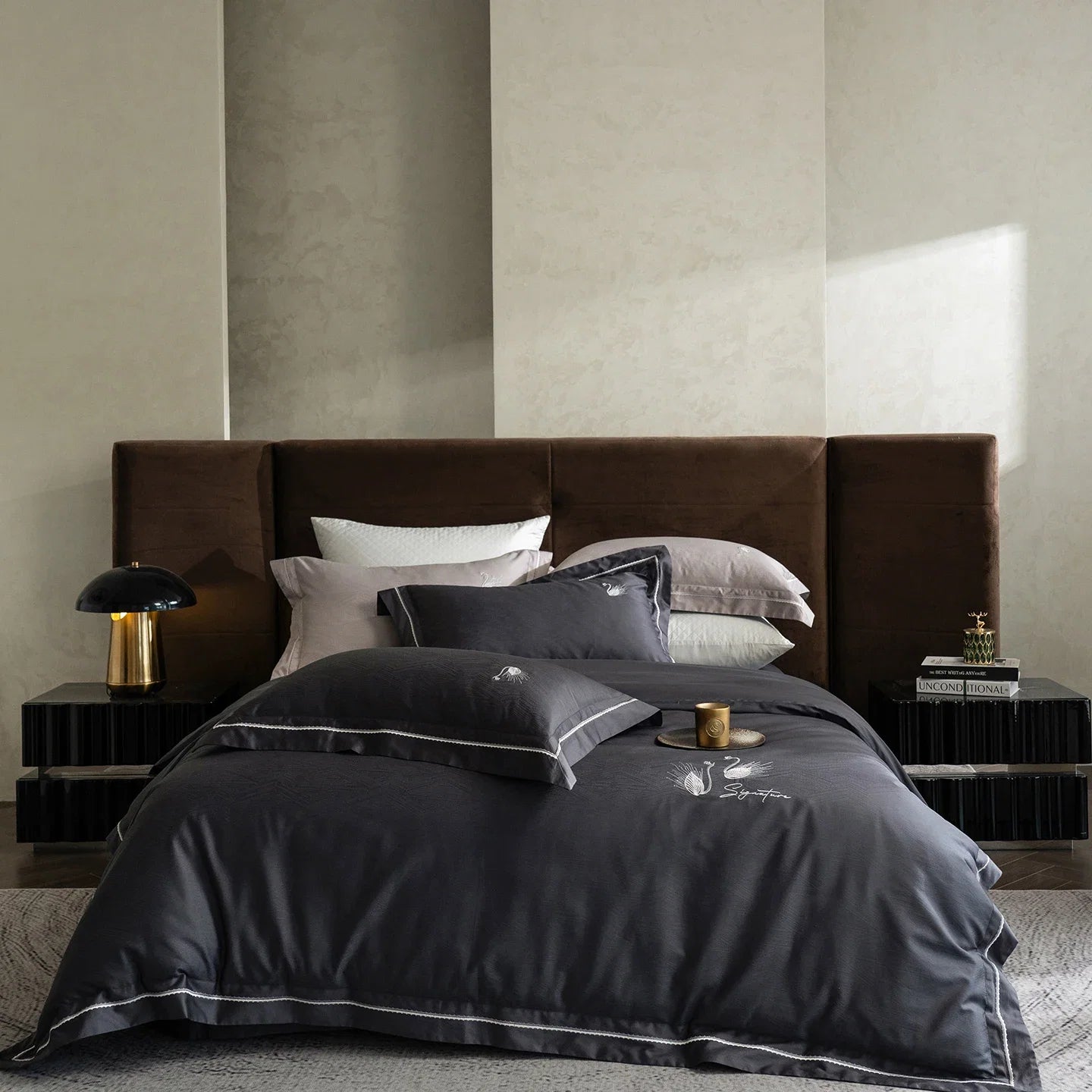 Luxury Embroidery Egyptian Cotton Jacquard Bedding Set