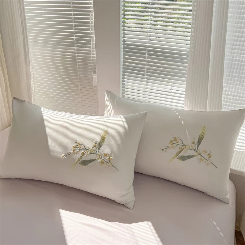 100% Cotton Floral Embroidery Luxury Bedding Set