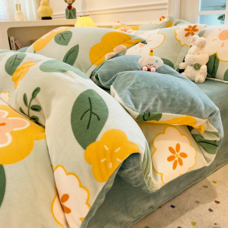 Cartoon Print Milk Velvet Duvet Cover Set Sheet Pillowcase Winter Plush Comforter Cover Set Home Textile Queen King Bedding Set