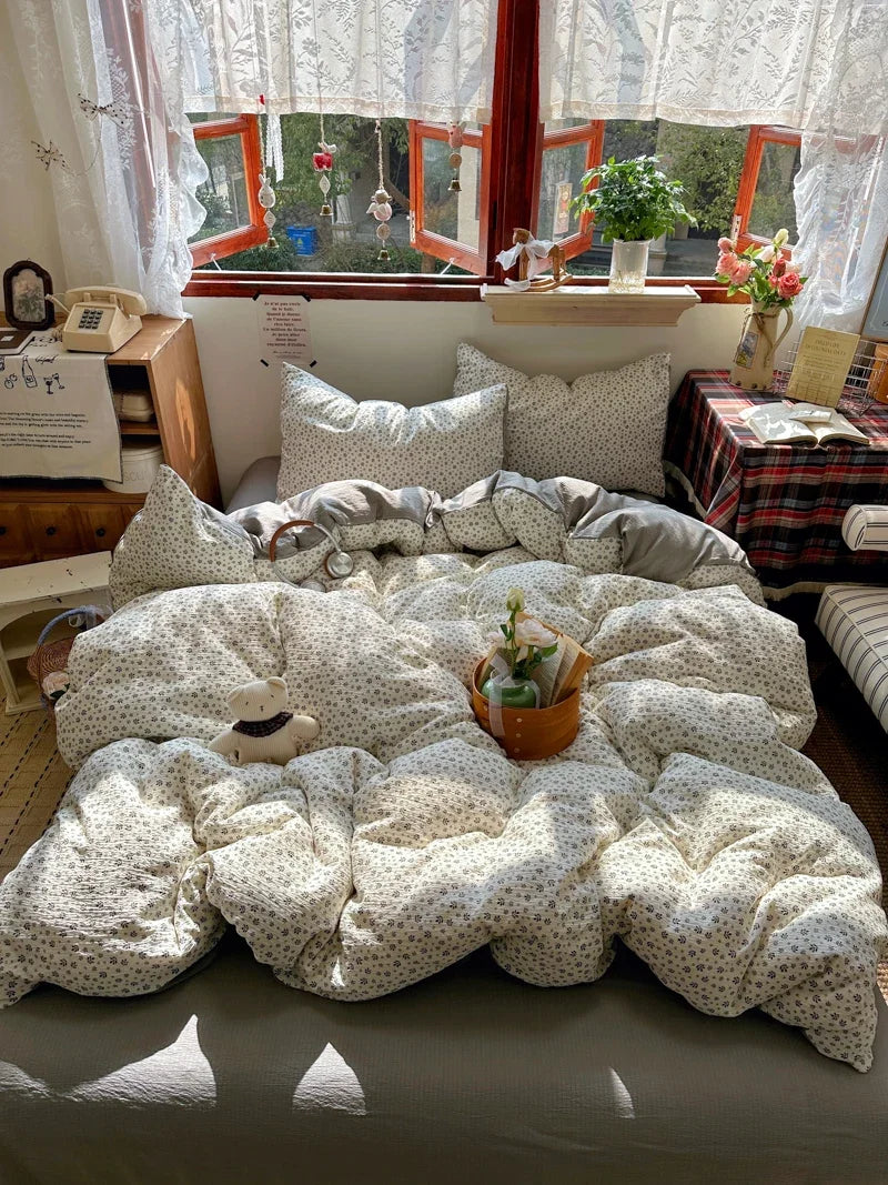 3/4Pcs Retro Small Floral Print Skin-friendly Soft Bedding Set