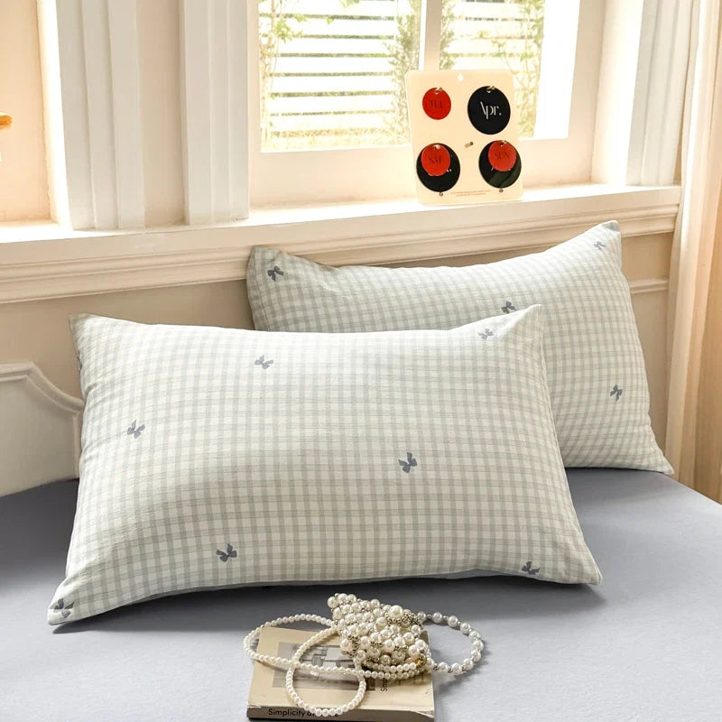 Bow Bedding Set