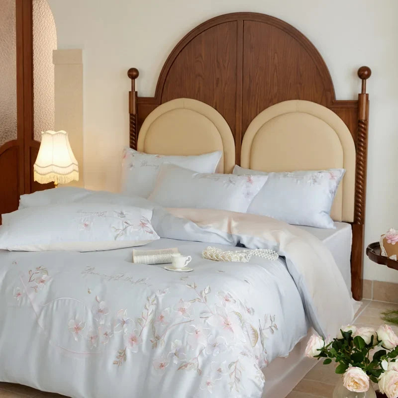 Flowers Embroidery Lxuruy Bedding Set