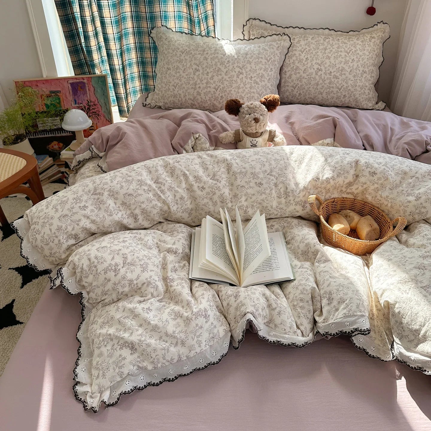 Korean Lace Bedding Set